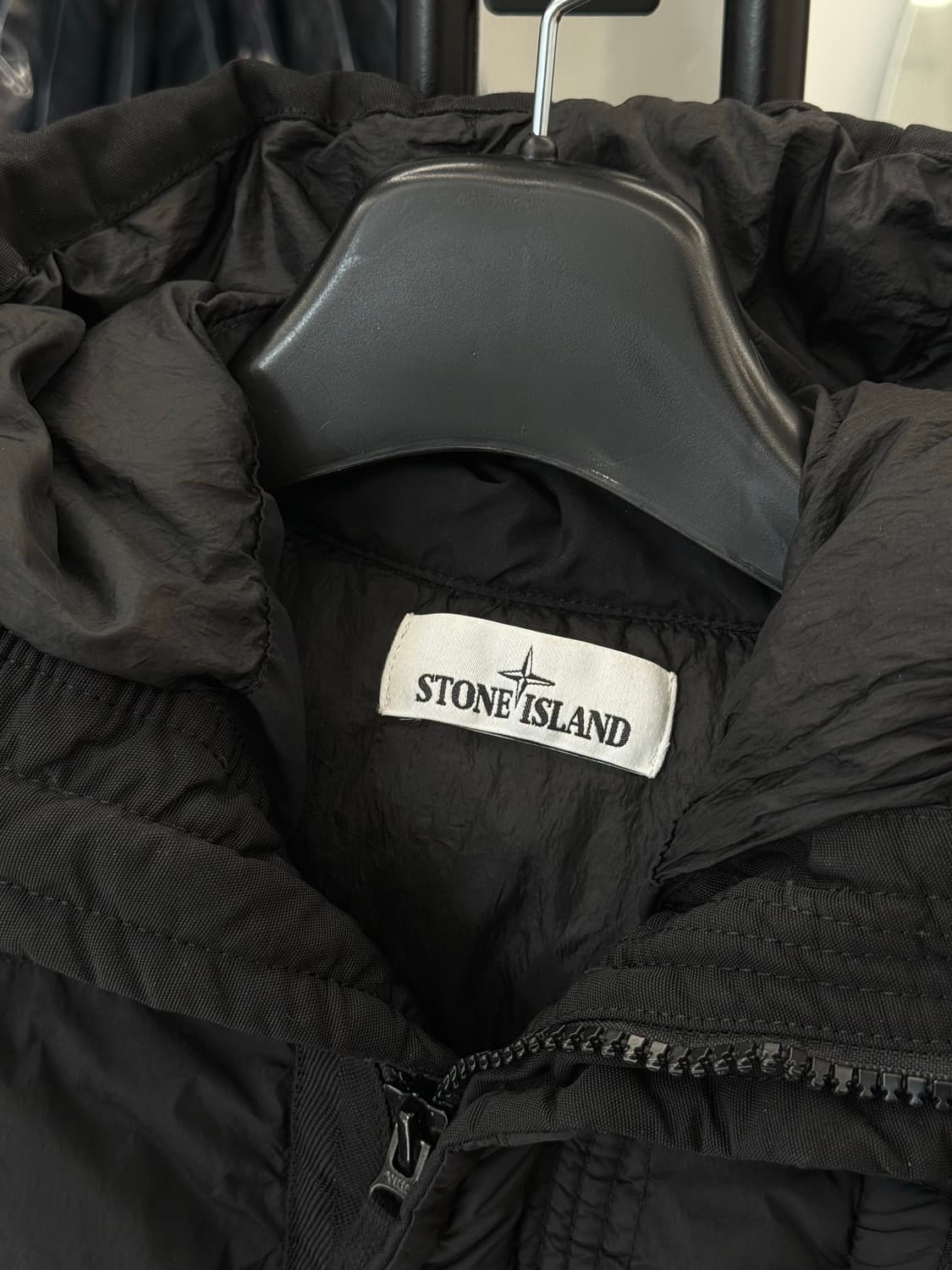 [S] 스톤아일랜드 크링클랩스 후드 롱 패딩 상품이미지5