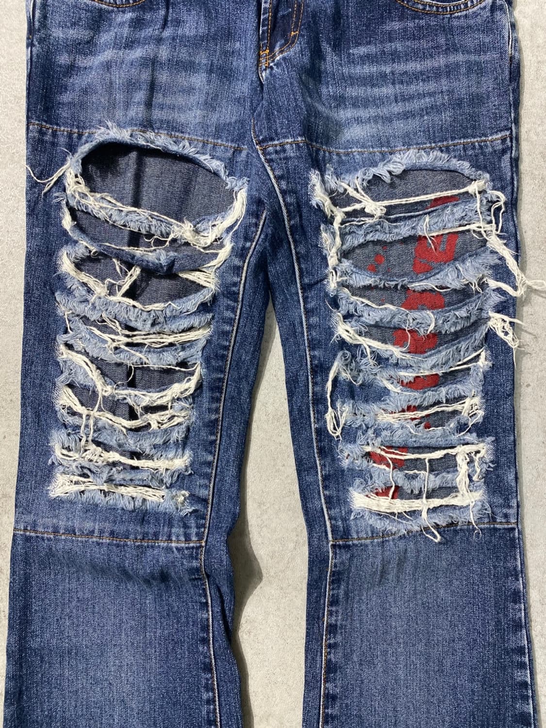 [30] RRJ Outfitters 디스트레스드 부츠컷 데님팬츠 상품이미지4