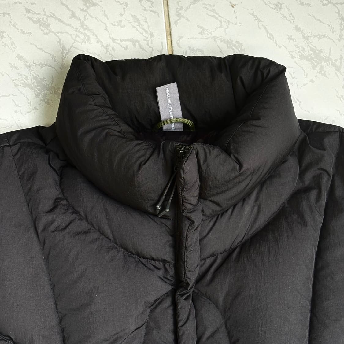 언어펙티드 콘트라스트 패널 다운 패딩 M 상품이미지3