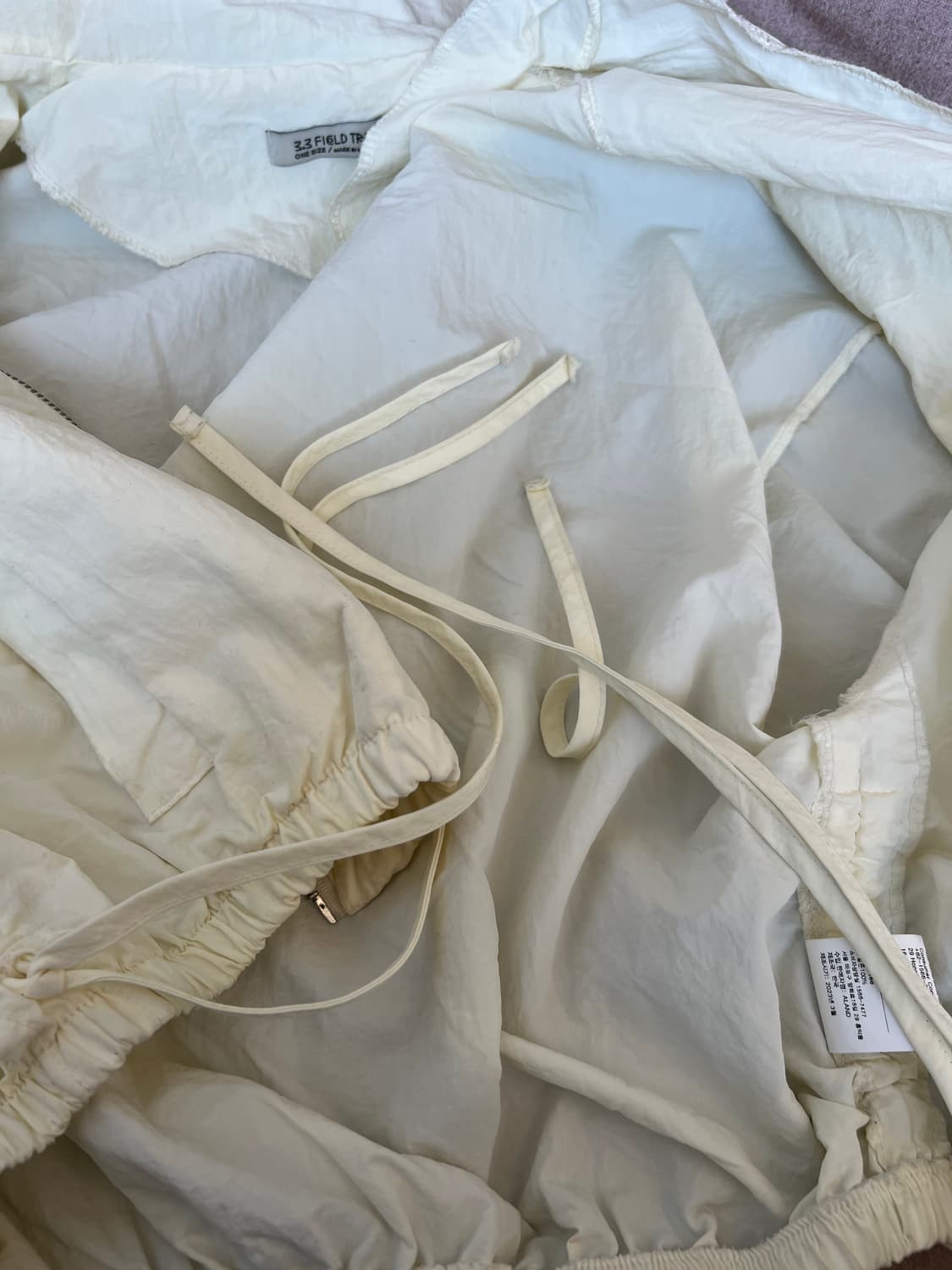 3.3필드트립 여성 크림아이보리 바람막이점퍼 셔링크롭자켓 상품이미지6