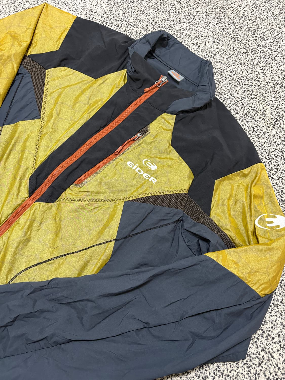 아이더 바람막이 상품이미지2