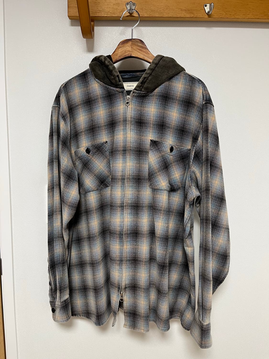 피어스 블랙아웃 GRAZE ZIP SHIRT HOODIE 상품이미지2