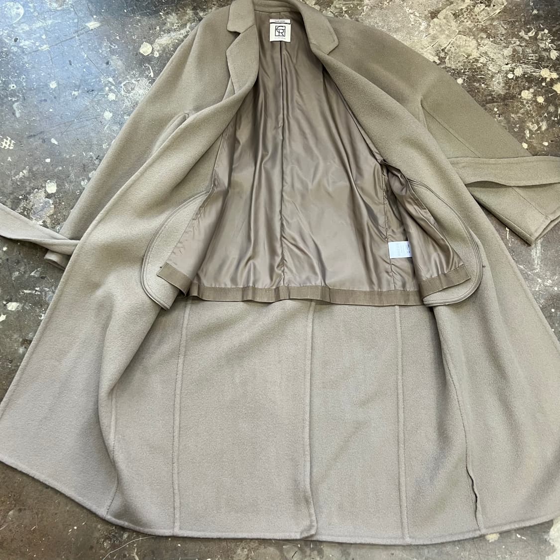 F) 케리에르 핸드메이드 캐시미어 코트 상품이미지4