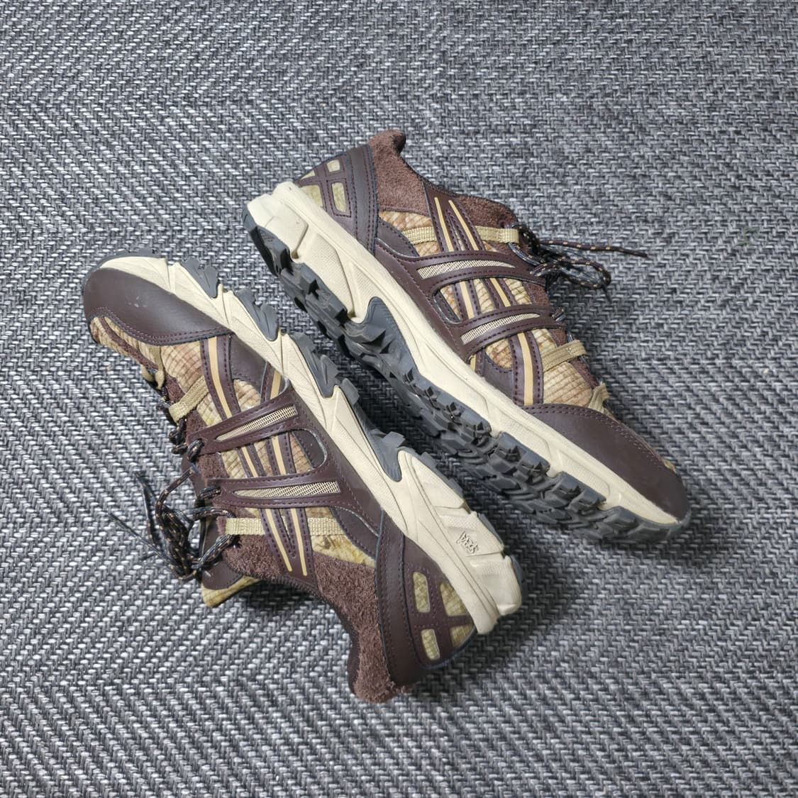 280 아식스 젤소노마 15-50 운동화 상품이미지4