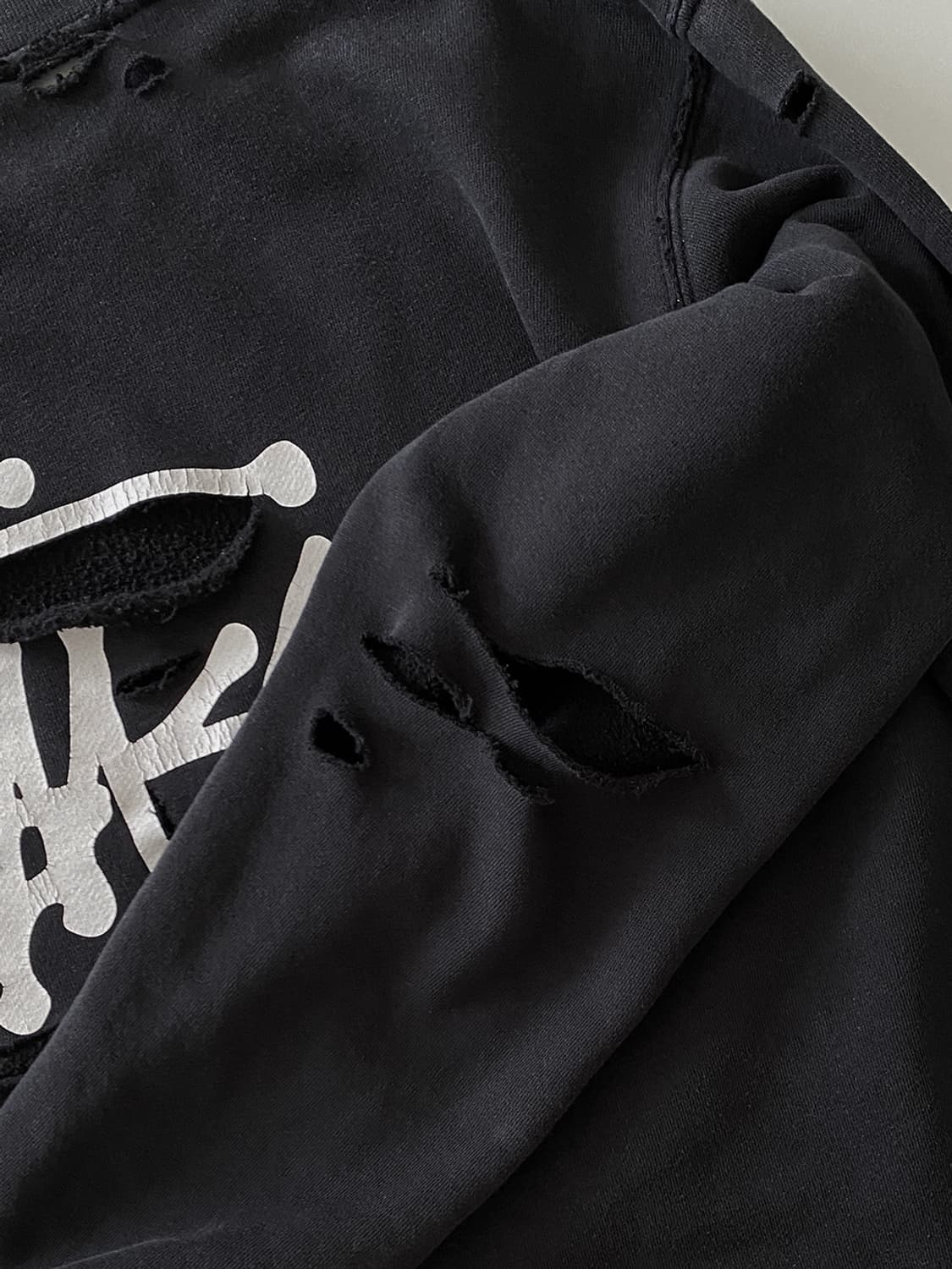 스투시 디스트로이드 블랙 맨투맨 상품이미지6