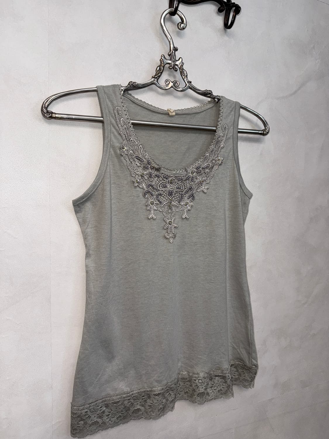 Gray oriental fairy beads lace 슬리브리스 상품이미지2