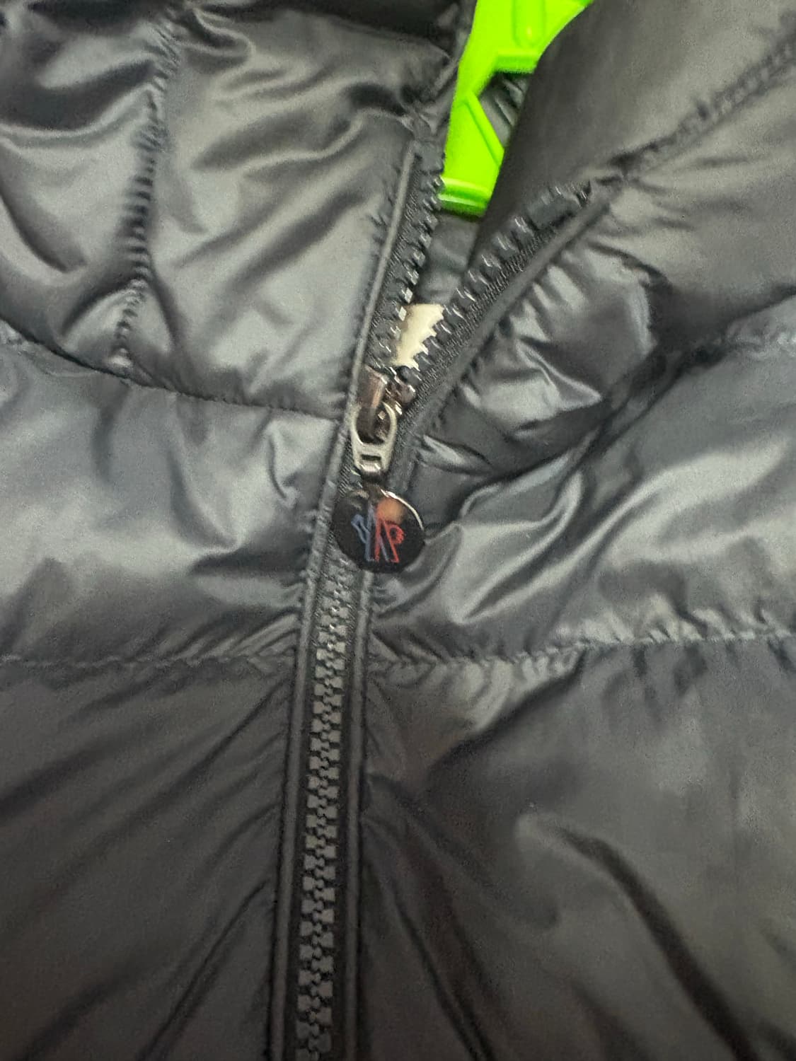 몽클레어 나잔 패딩 상품이미지3