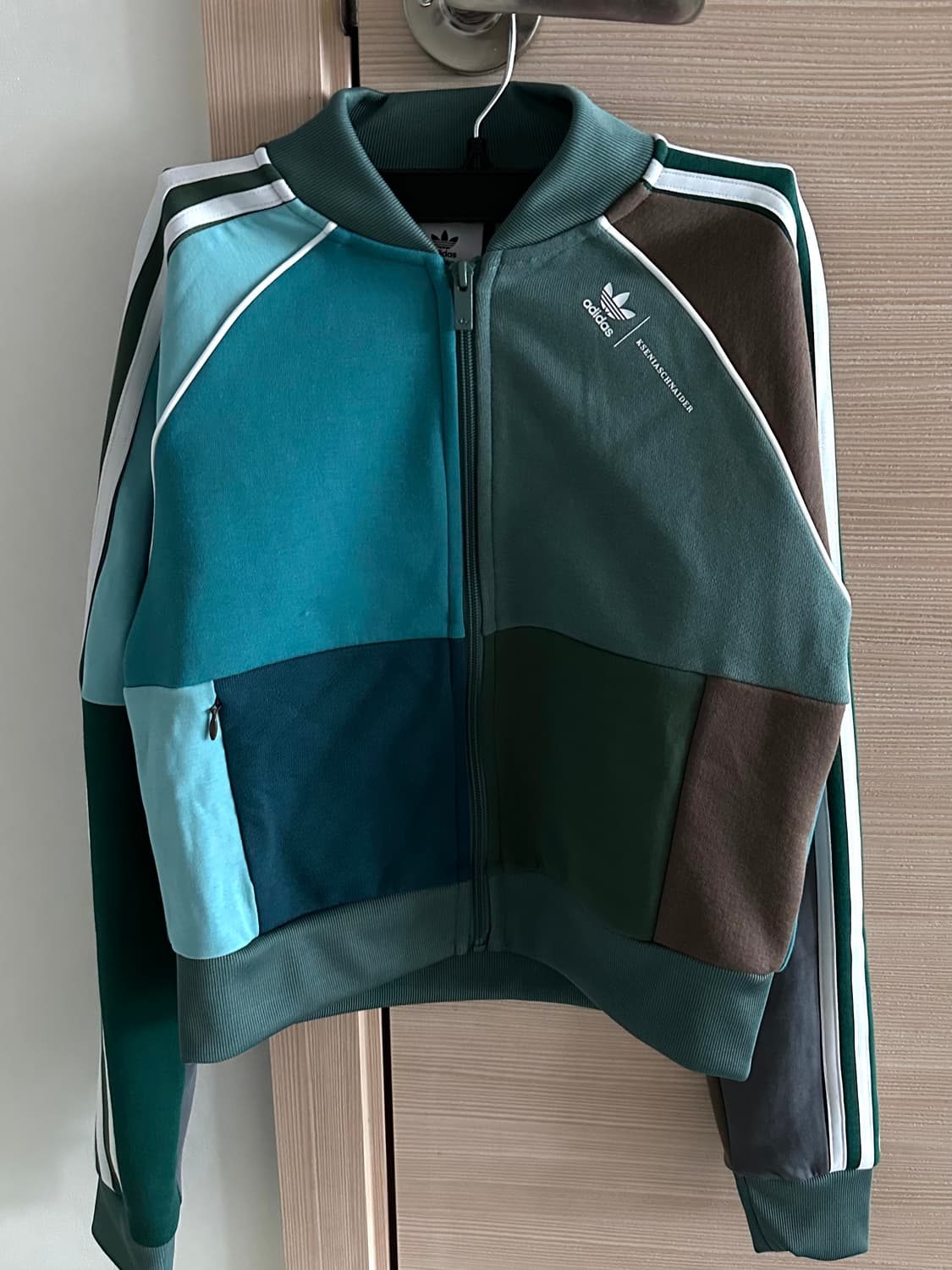 Adidas 져지 한정판 상품 사이즈xs 상품이미지1
