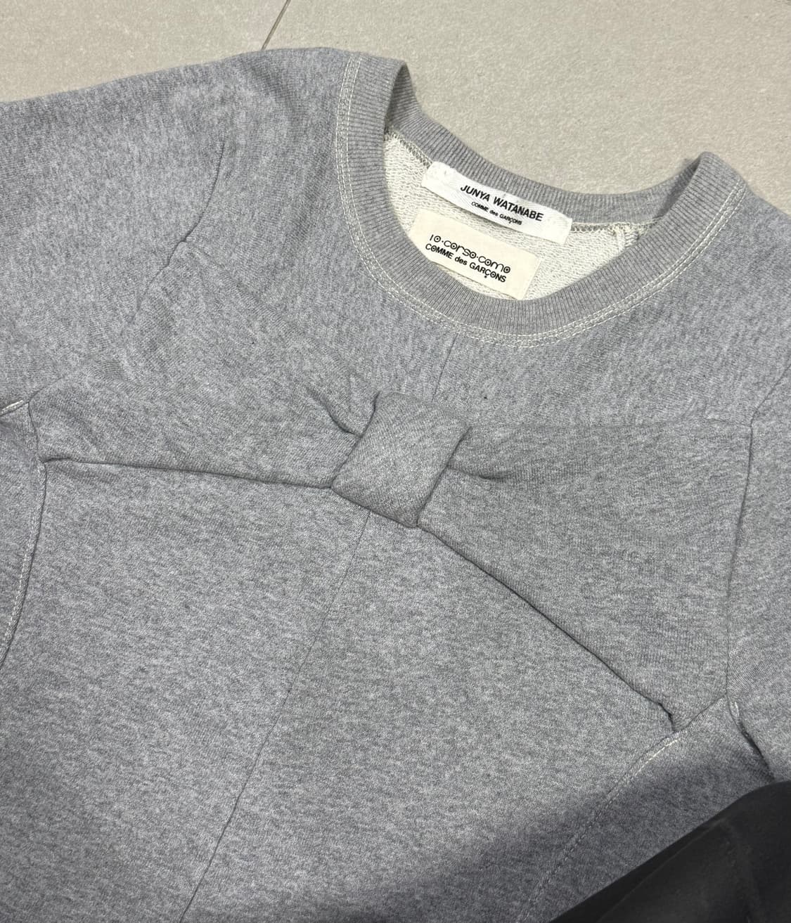 2010 준야 와타나베 대형 입체 리본 디테일 맨투맨 스웨터 상품이미지2