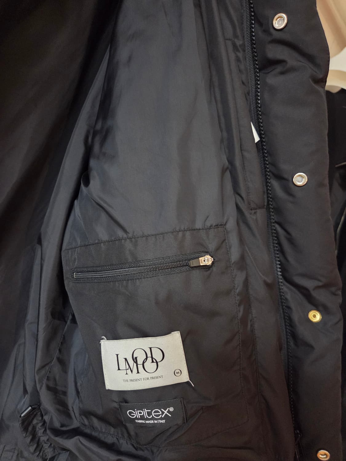 엘무드 GIPI 에이오스 블랙 다운 패딩 46사이즈 상품이미지4