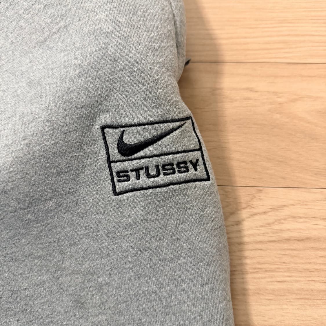 [S] 나이키 x 스투시 NRG RA 플리스 팬츠 다크 그레이 헤더 상품이미지2