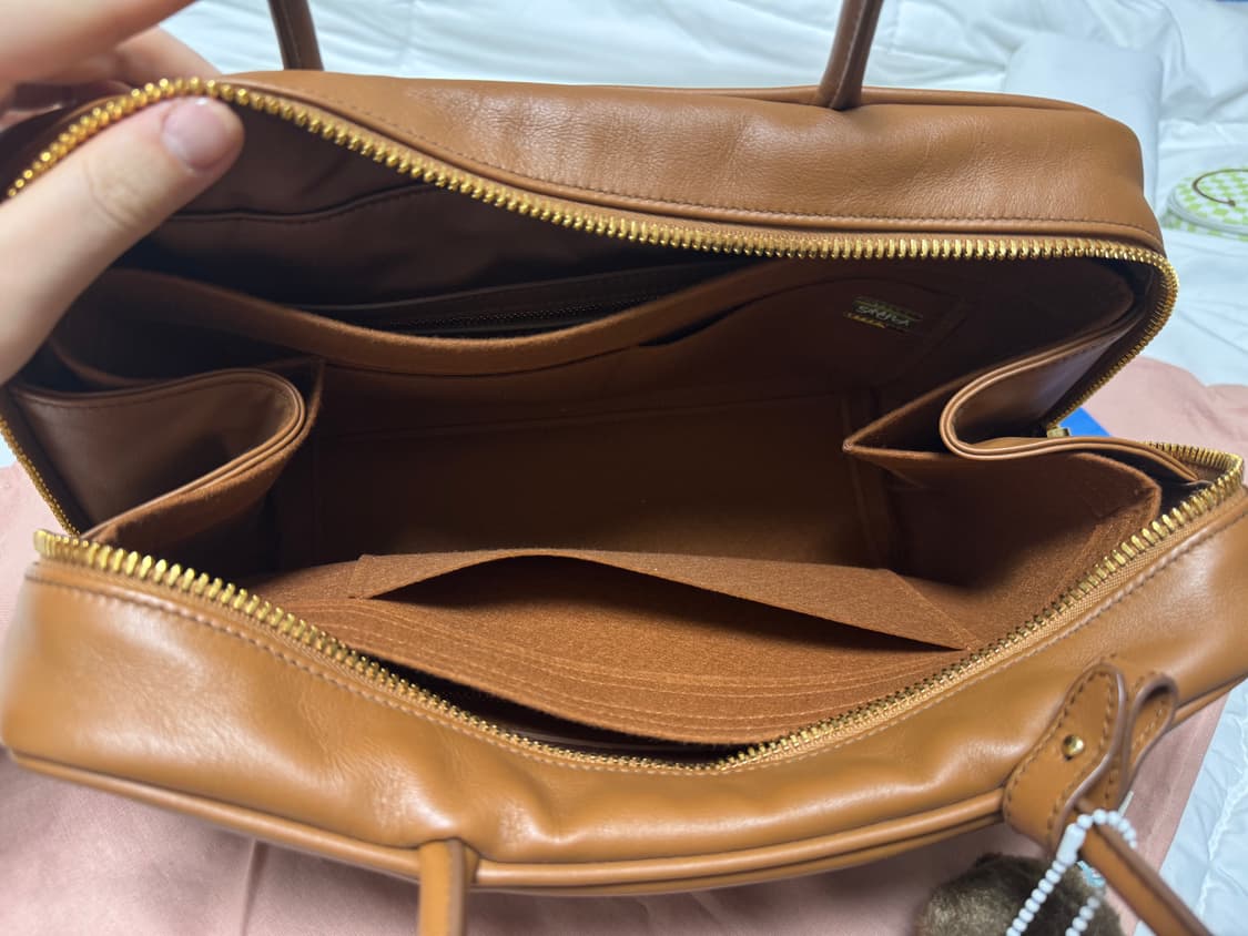 미우미우 5BB117 가죽 보 백 라지 상품이미지8