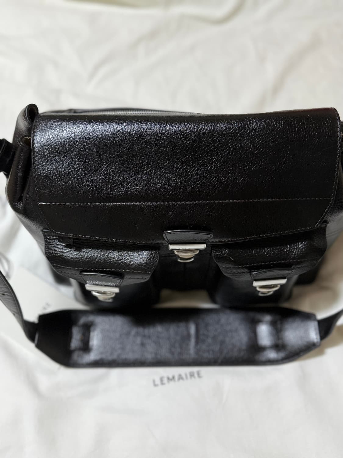 르메르 기어백 미디움 에스프레소 상품이미지4