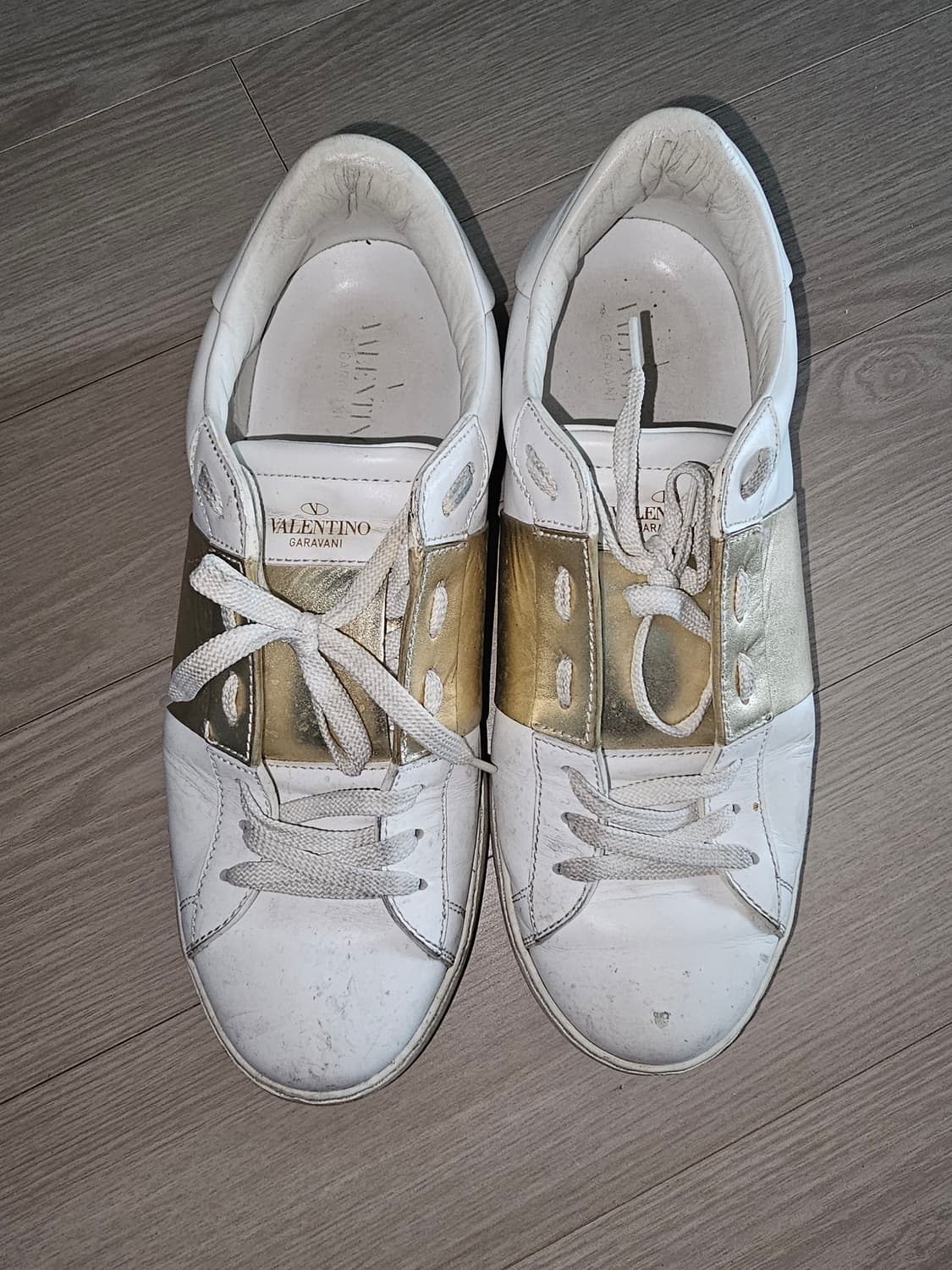 발렌티노 스니커즈 상품이미지1