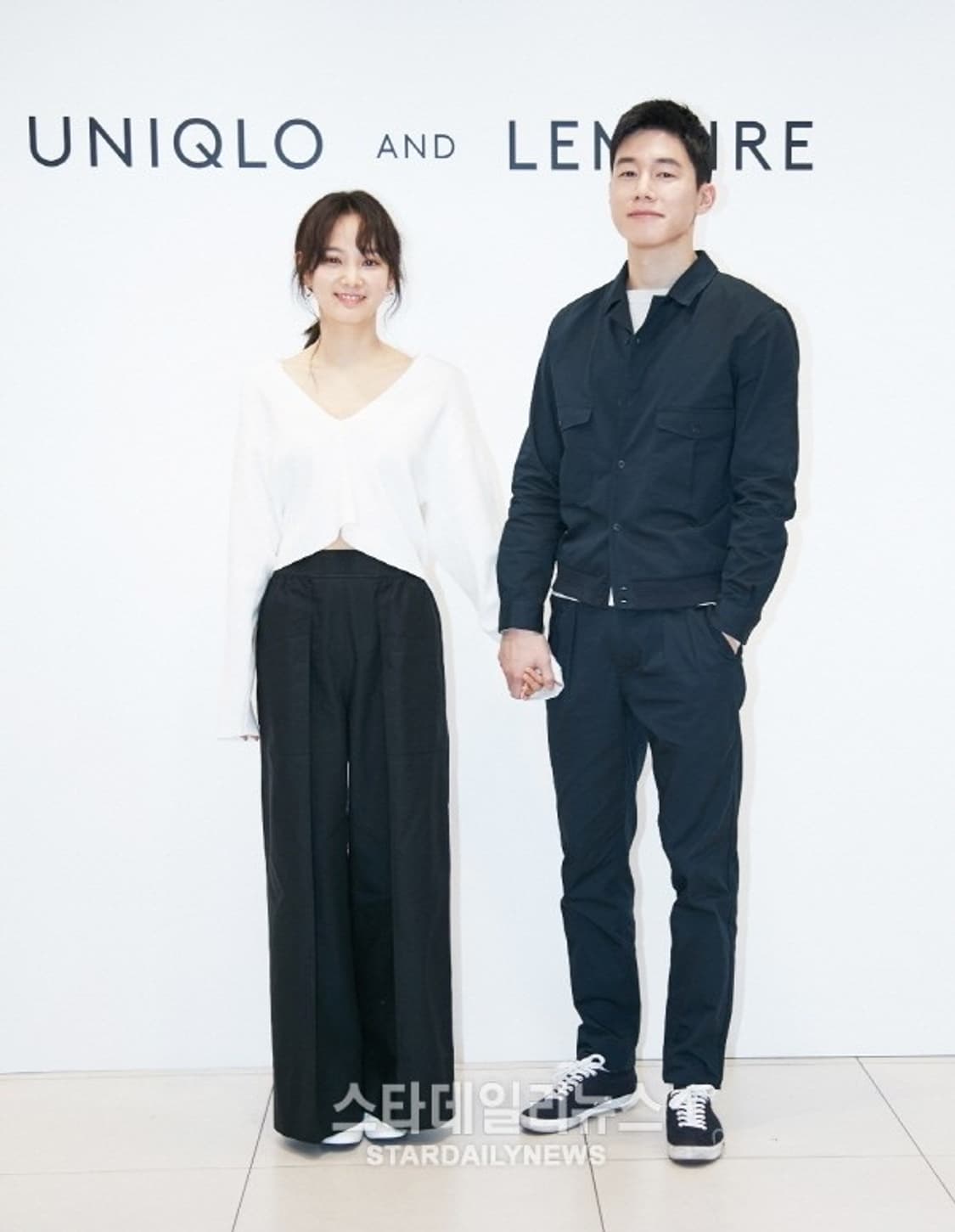 [새상품] 유니클로 x 르메르 브이넥 니트 상품이미지3