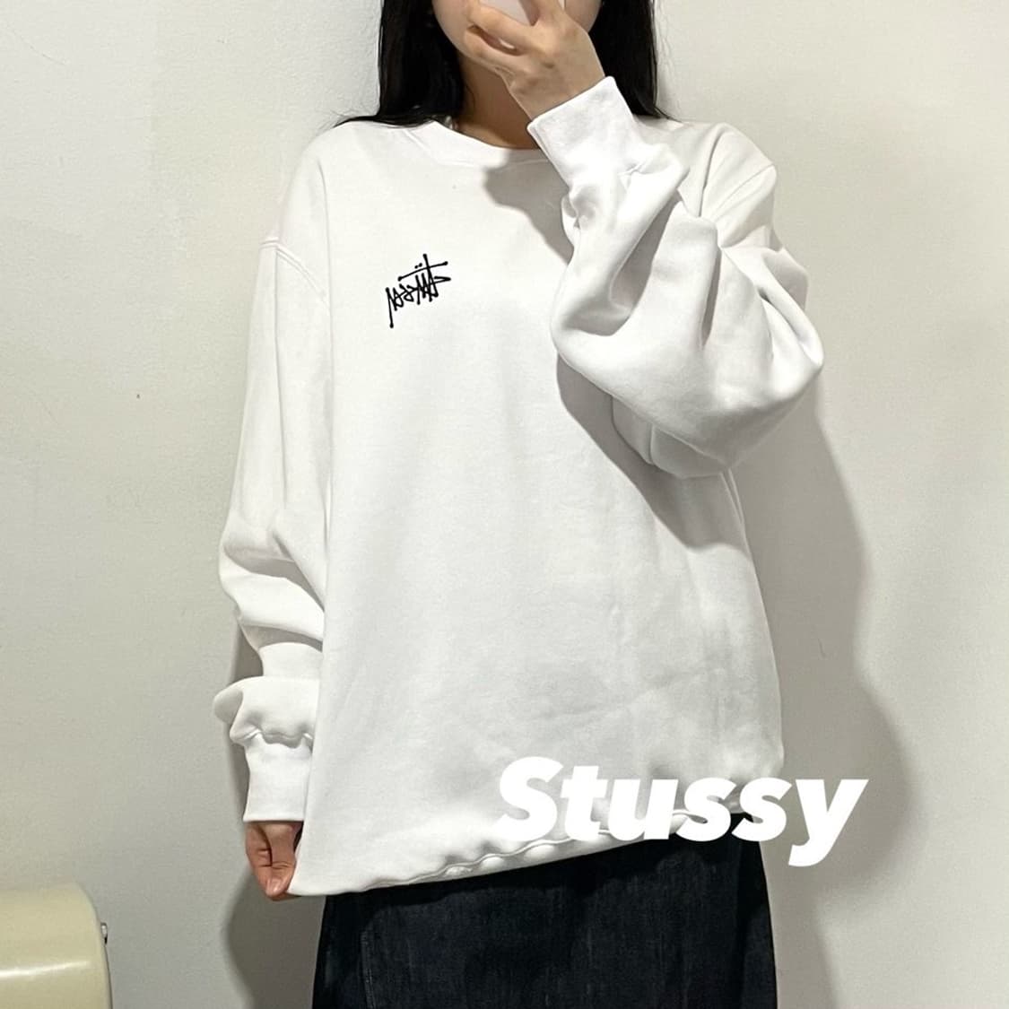스투시 빅로고 맨투맨 상품이미지1