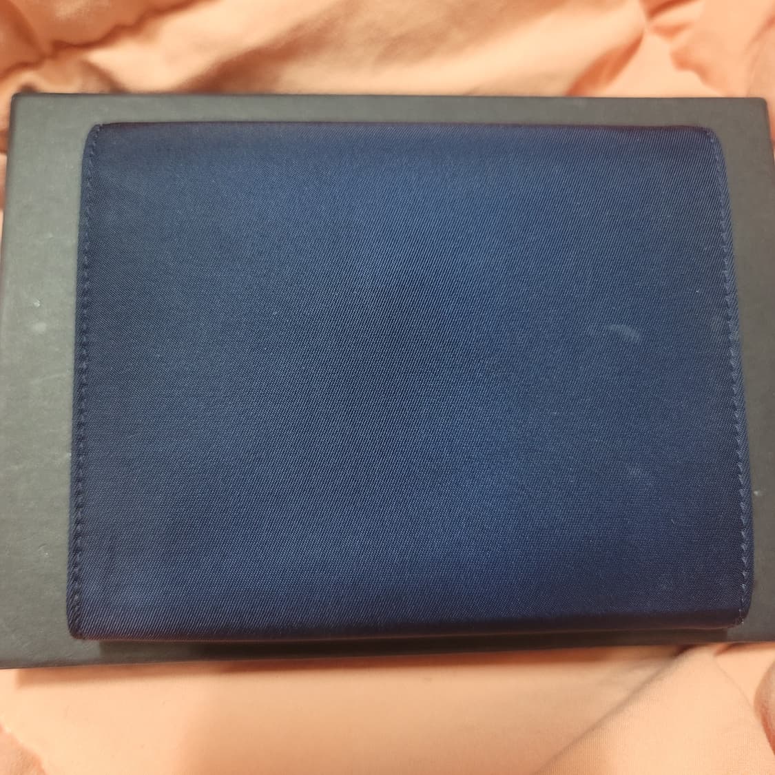 프라다 테수도 지갑 네이비 상품이미지9