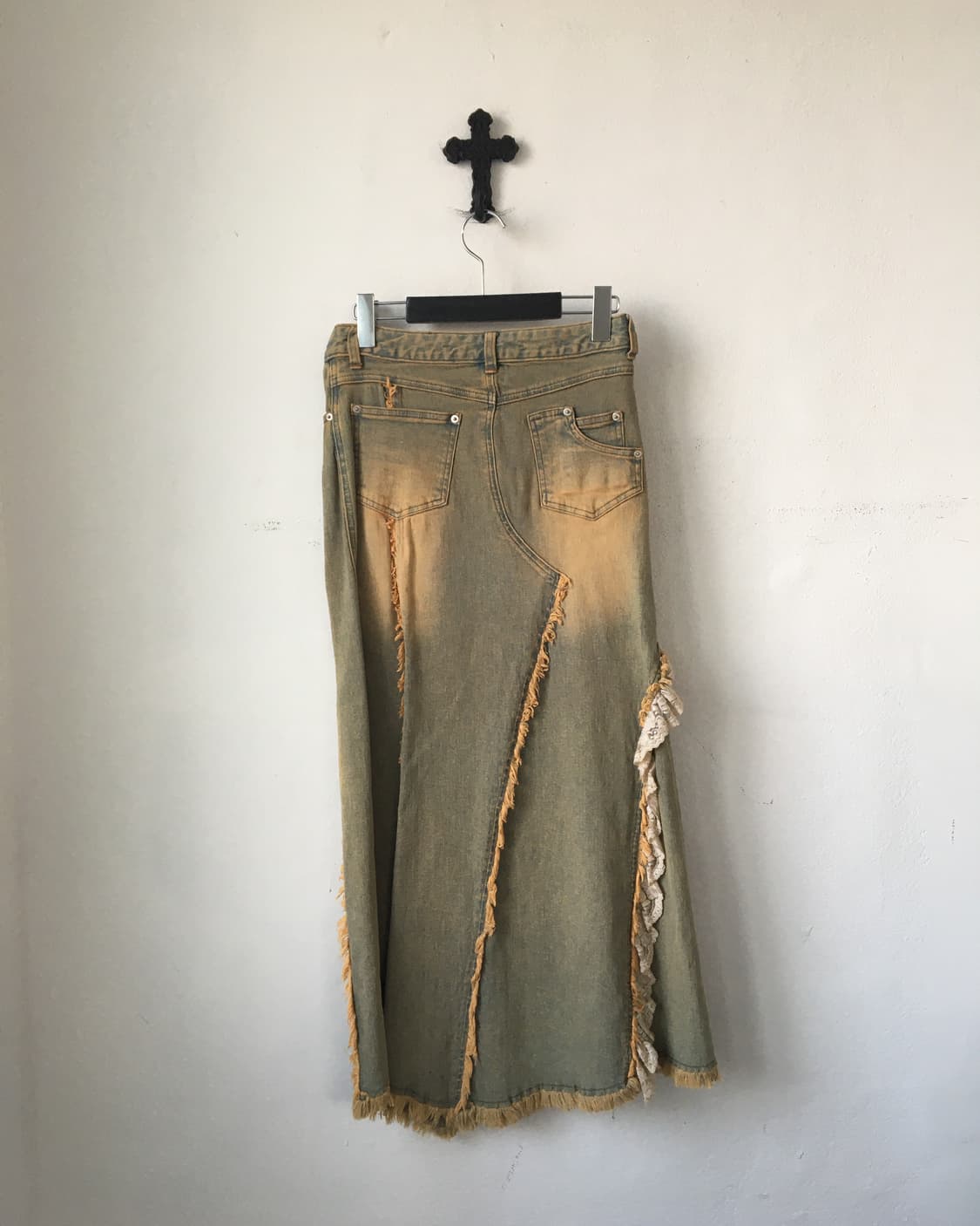 Lace trimming fringe long skirt 상품이미지2