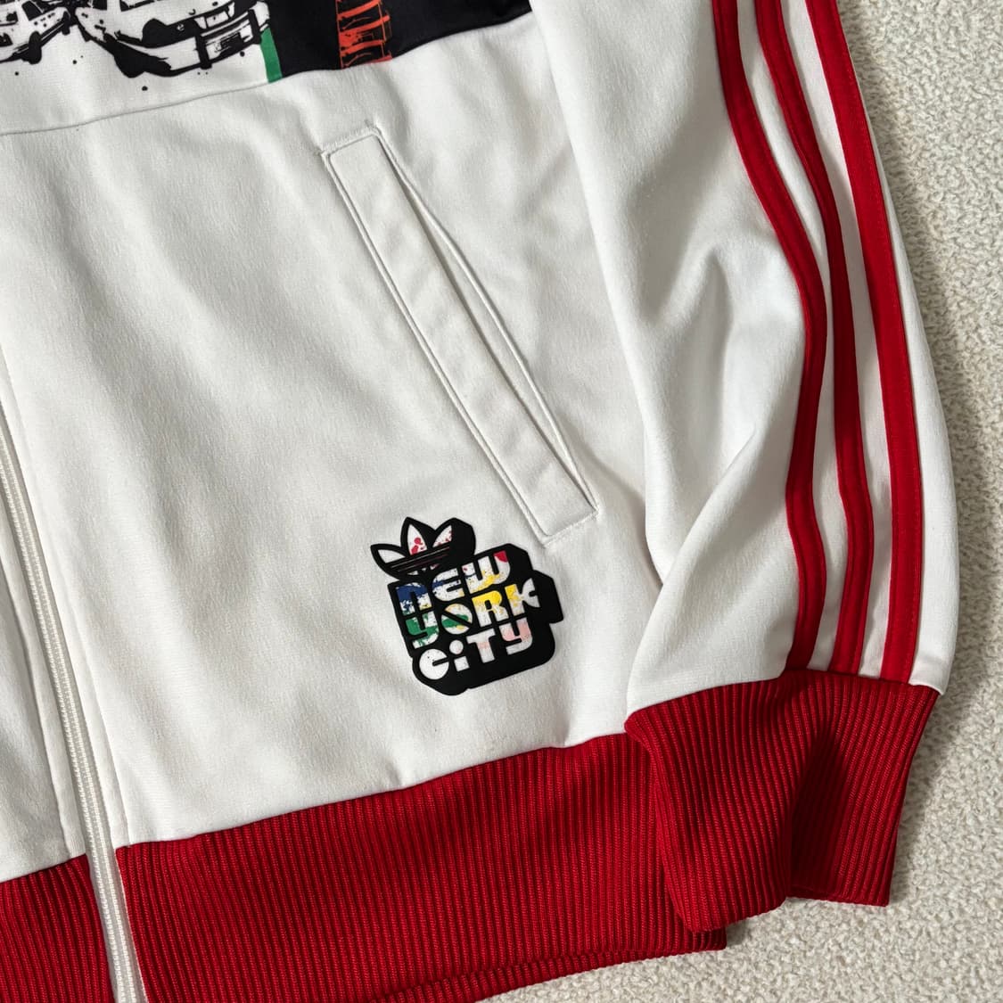 아디다스 아디컬러 한정판 맨해튼 빨흰 트랙탑 져지 상품이미지4