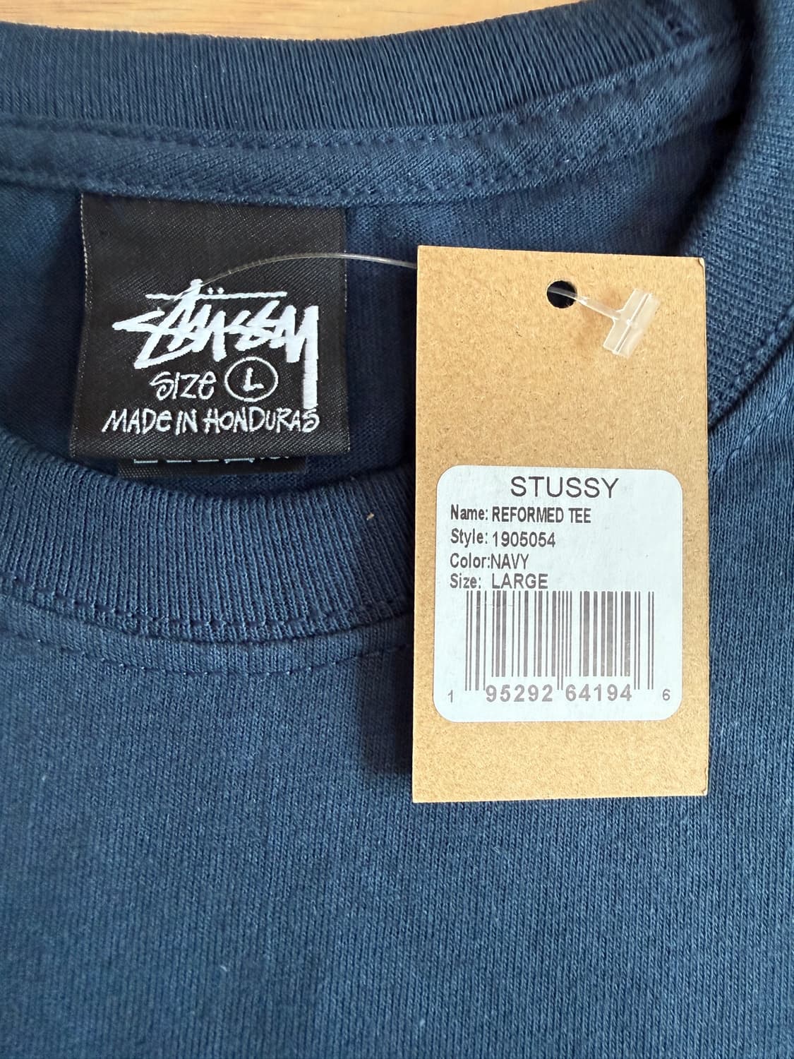 [L] stussy 스투시 리폼드 반팔 티셔츠 네이비 상품이미지3