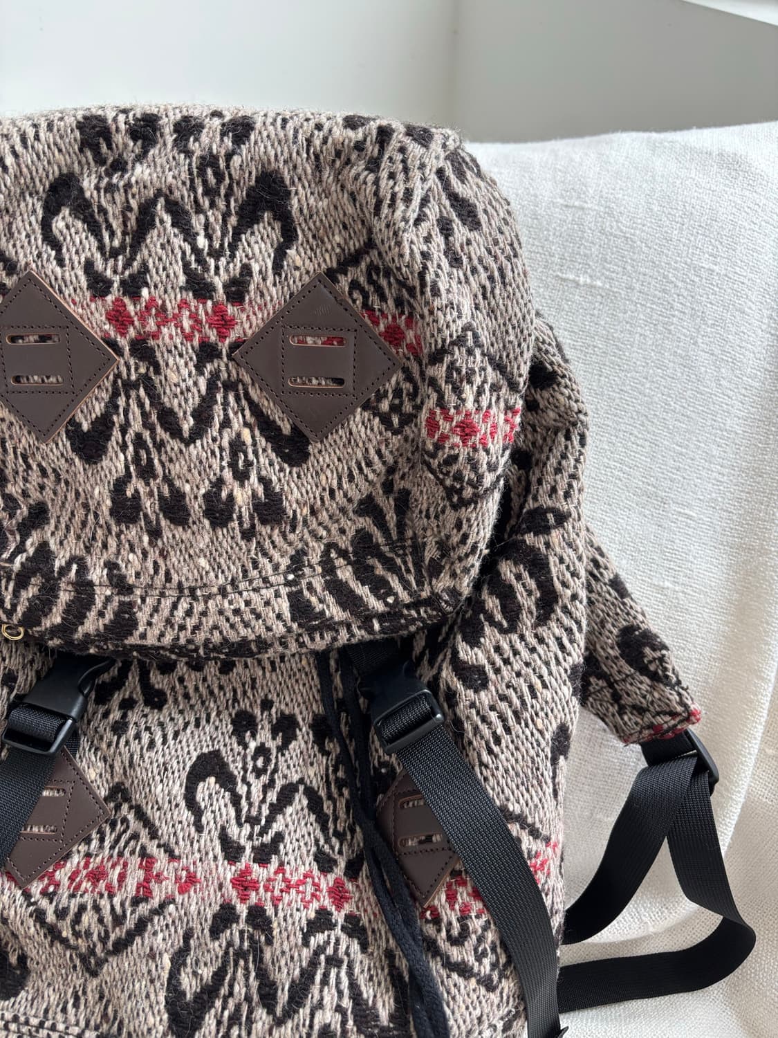 AHCAHCUM 무챠챠 자카드 백팩 상품이미지4