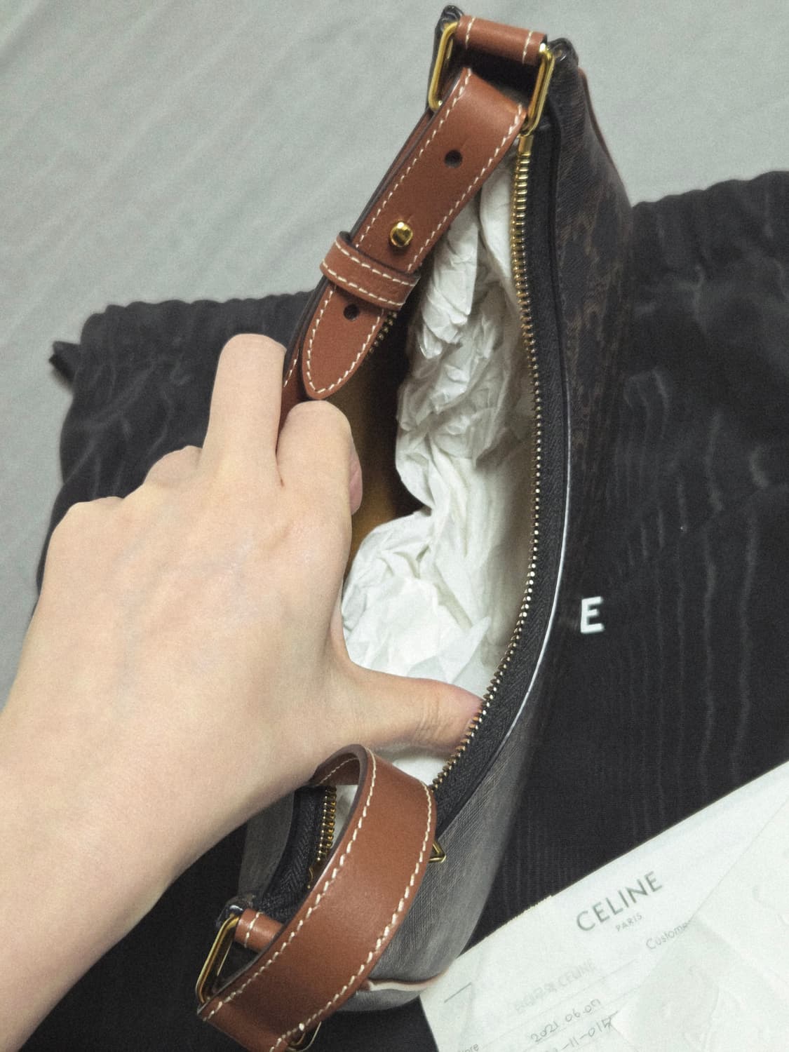 셀린느 아바백 상품이미지8