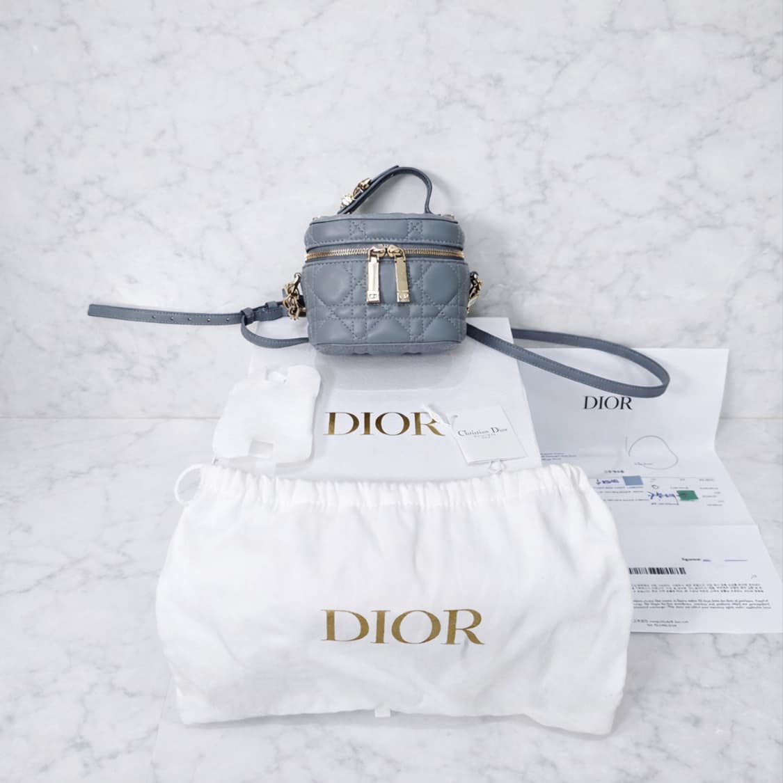 {클로젯}[백화점풀셋+디올참2개]디올 마이크로 베니티백 디올 참 2개 상품이미지1