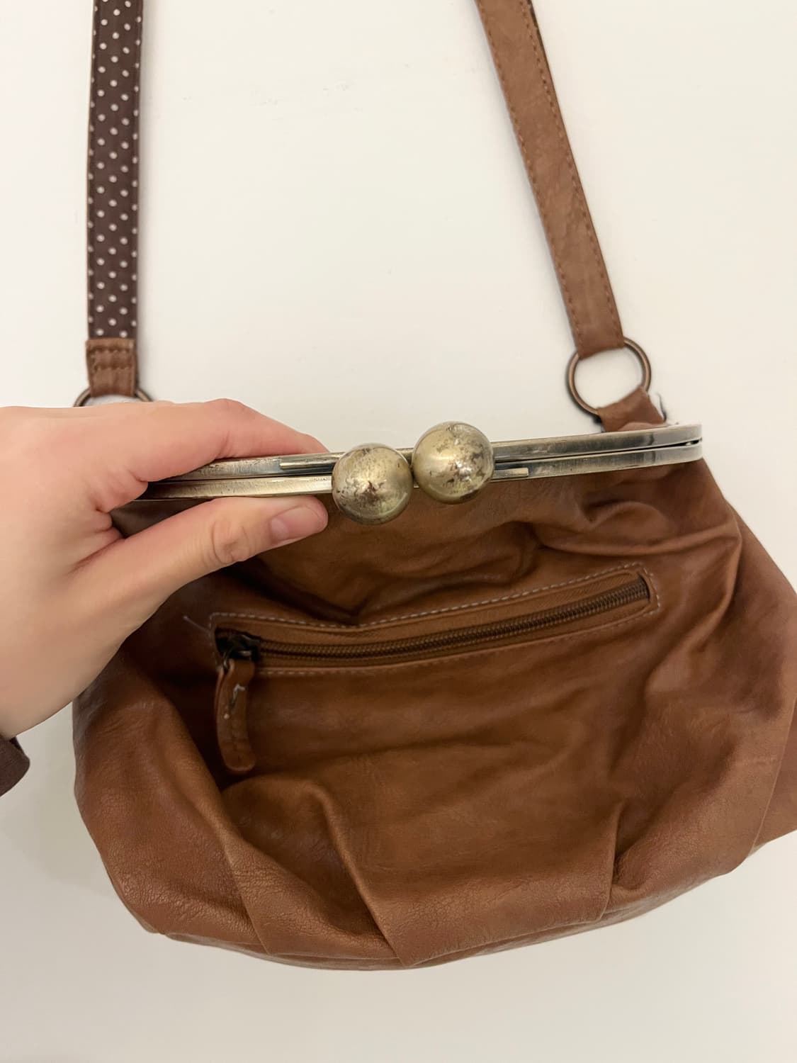 가마구치 가죽 크로스백 〰️ 상품이미지4