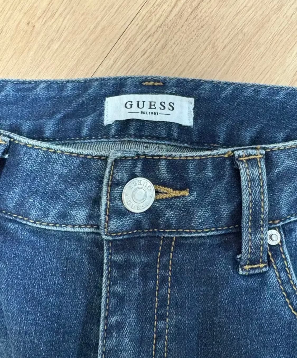 (새상품)게스 블루 데님 청바지 여성 슬림 스트레이트 상품이미지4