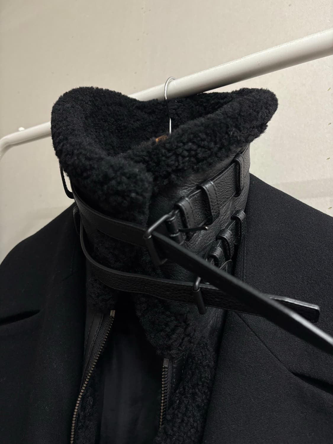 17fw 준지 캐시미어 무스탕 더블코트 상품이미지4