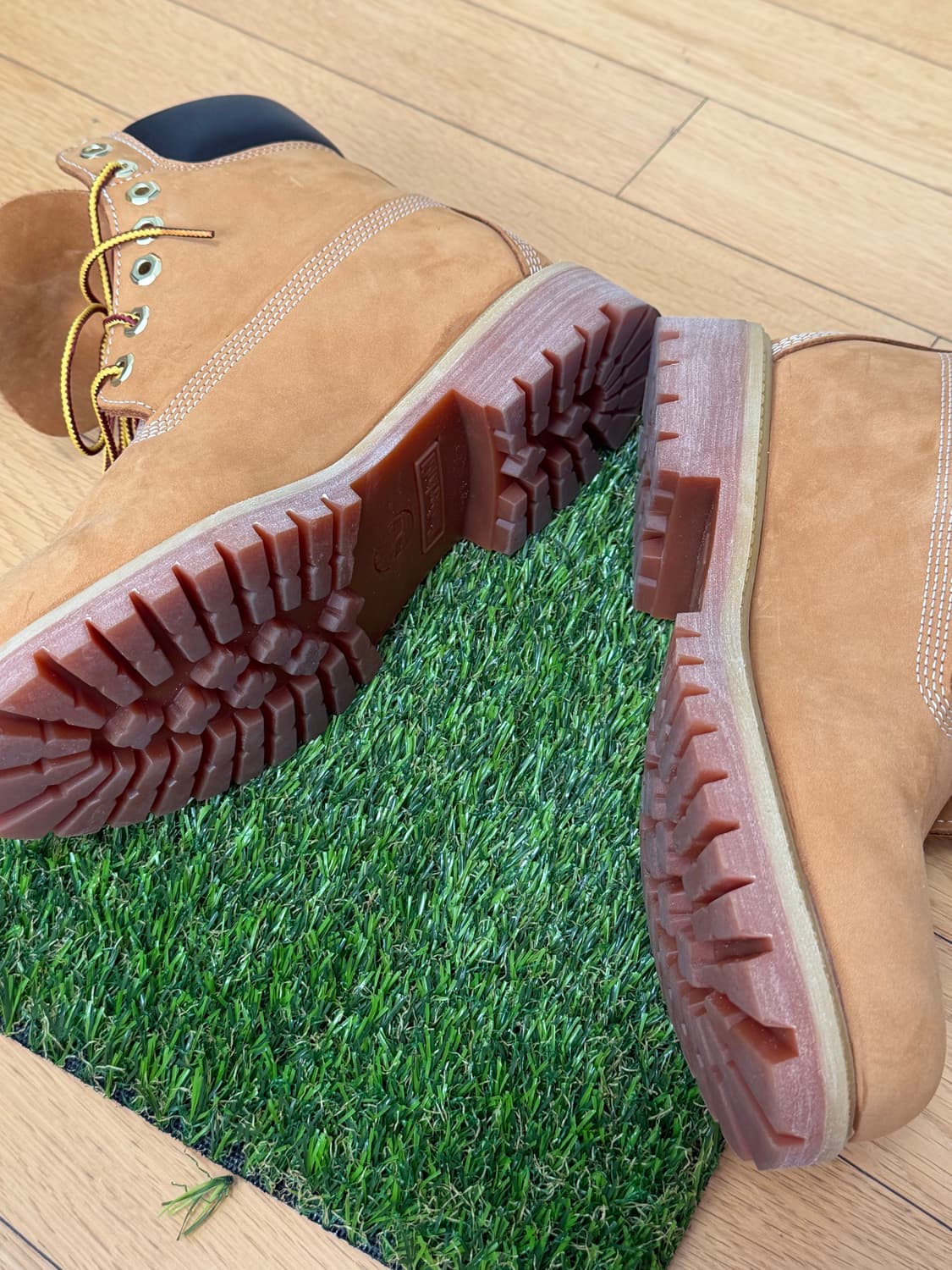 팀버랜드 프리미엄 6인치 워터프루프 부츠 위트 누벅 - 와이드 상품이미지5