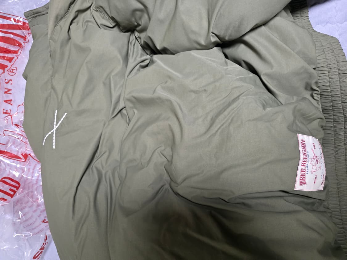 트루릴리젼 불렛 포켓 점퍼 카키 상품이미지2