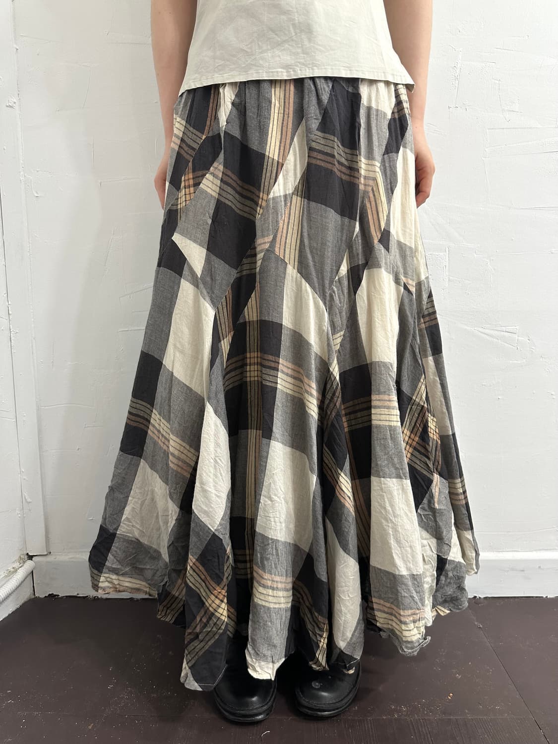 check design maxi skirt 상품이미지1