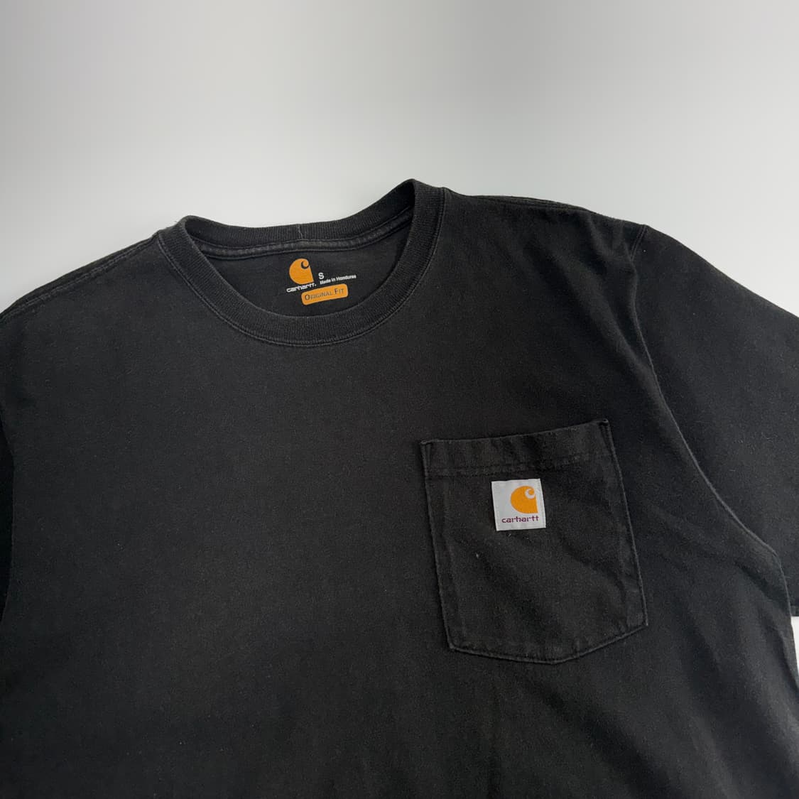 Carhartt 칼하트 원포켓 블랙 반팔티 상품이미지4