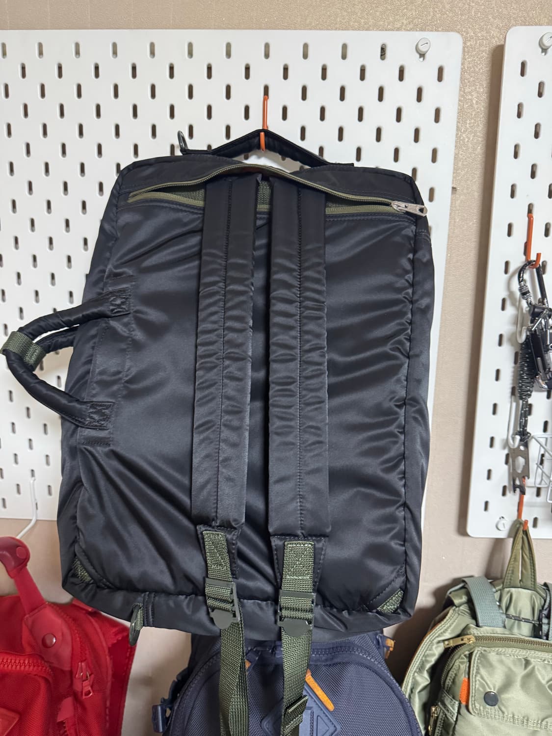 요시다포터 px탱커 3way 리콘백과 별매 스트랩 판매합니다 상품이미지2