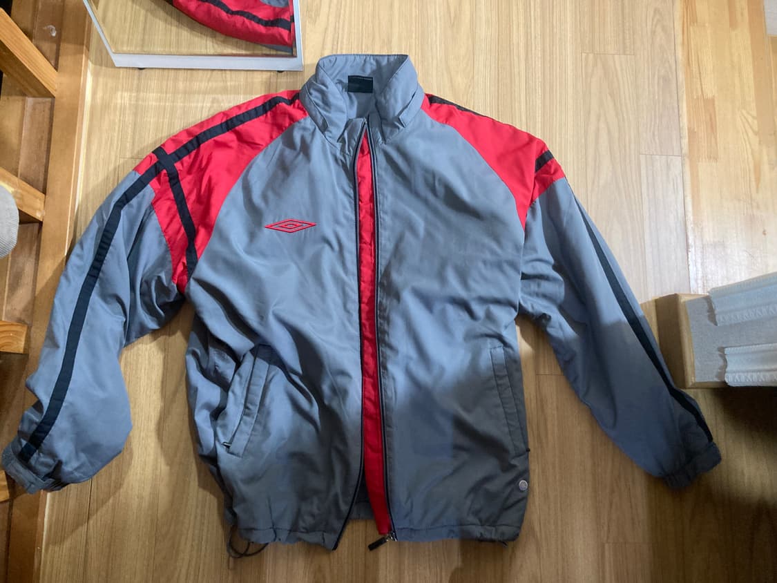 엄브로 점퍼 판매 상품이미지1