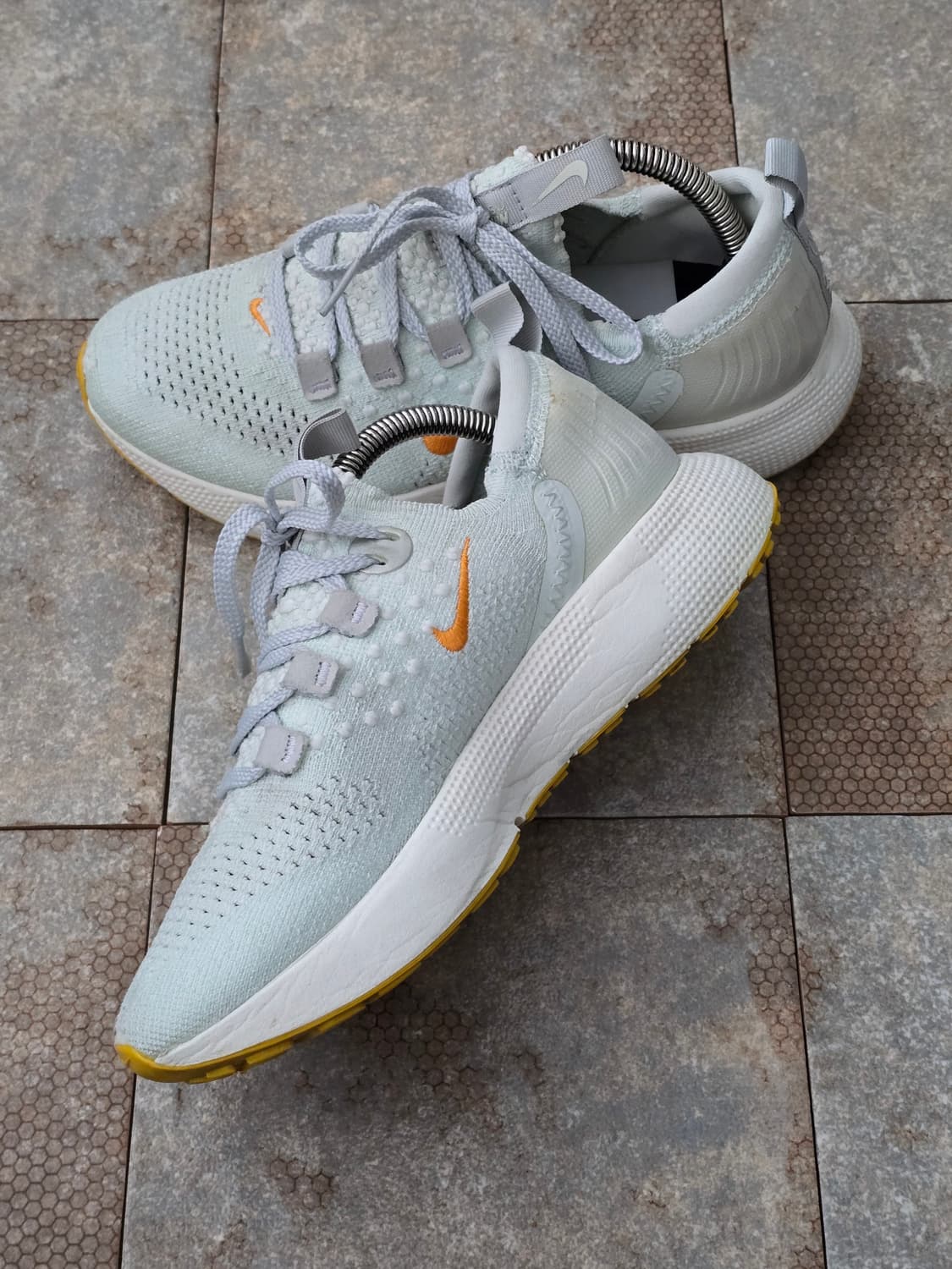 (235)나이키 리액트 이스케이프 런 플라이니트 상품이미지5