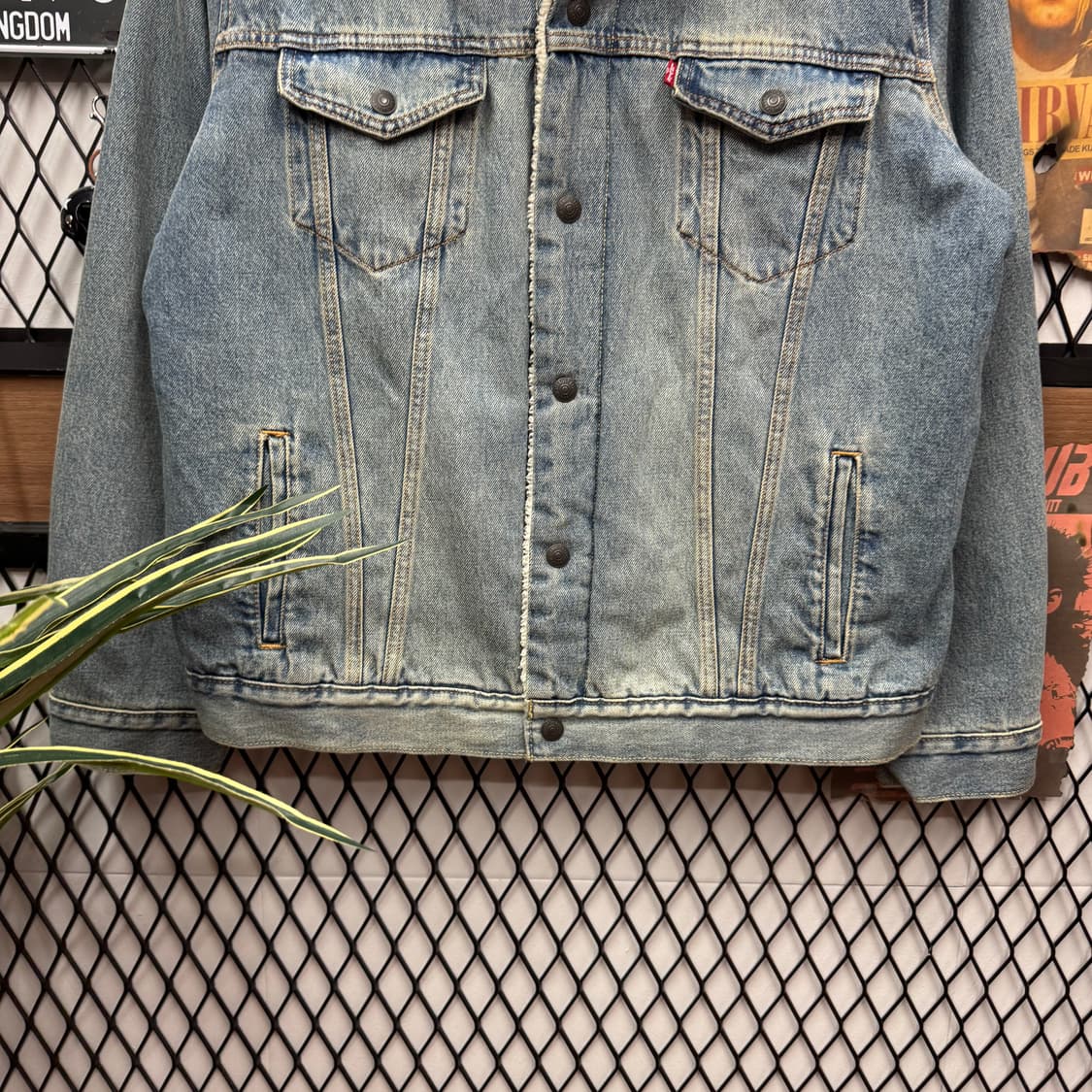 리바이스 타입 3 쉐르파 연청 데님 트러커 자켓 상품이미지4