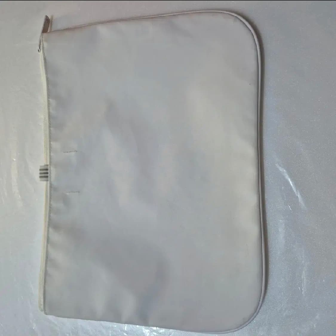 한정판 화이트 아디다스 바오바오 클러치 상품이미지4