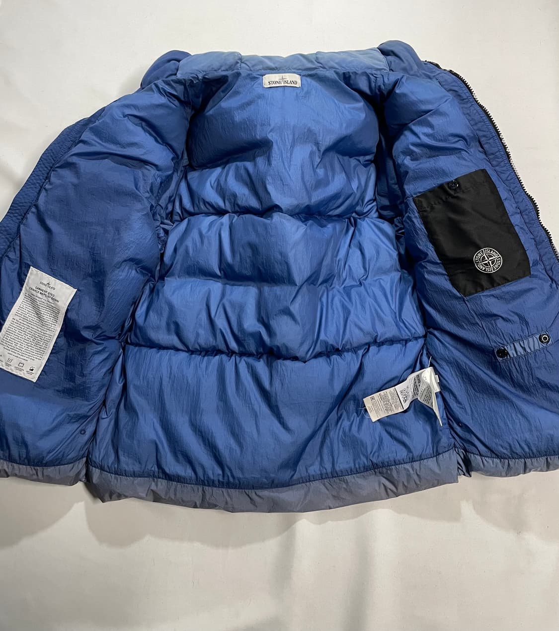 스톤아일랜드 크링클랩스 선블리치 패딩 상품이미지8