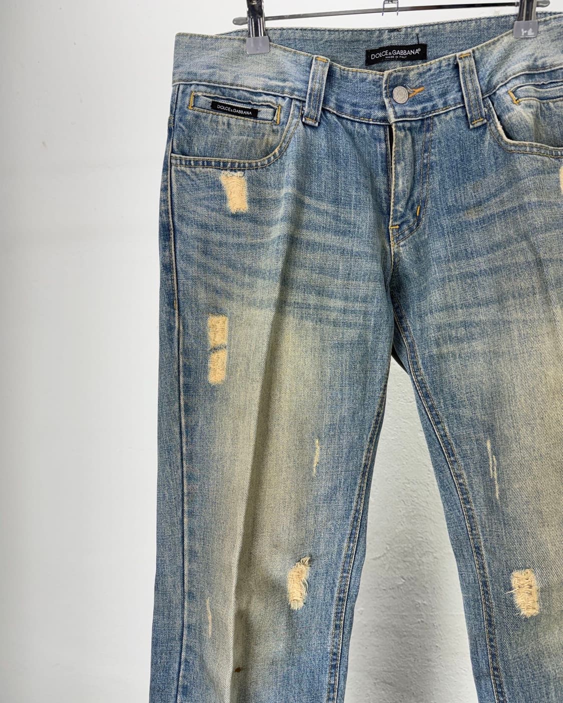 돌체앤가바나 백 플레이트 디스트로이드 그리니 데님 팬츠 상품이미지2