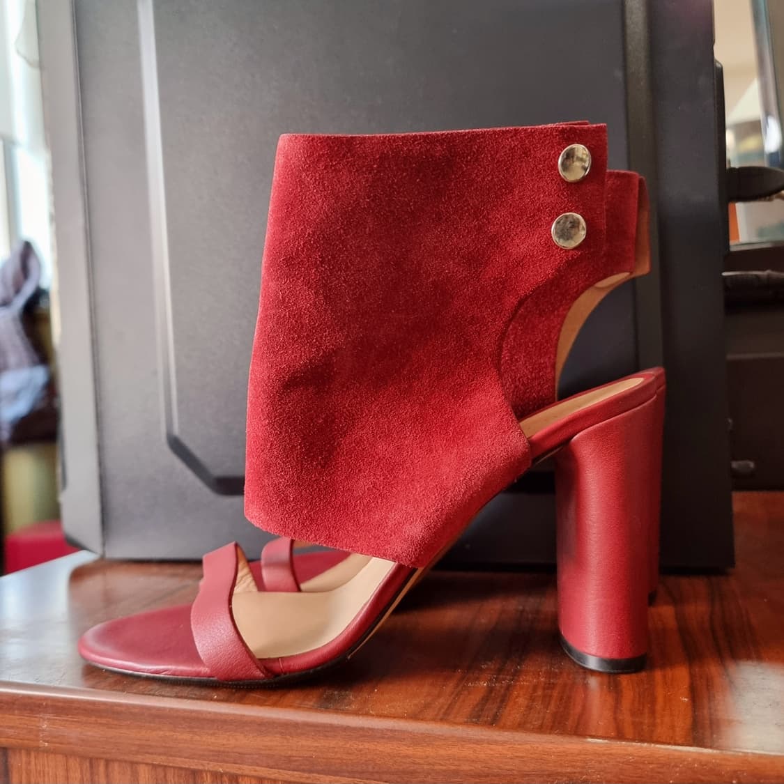 이로 IRO 스웨이드 오픈토힐 펌프스 구두 힐 (38/250) 상태최상 상품이미지2