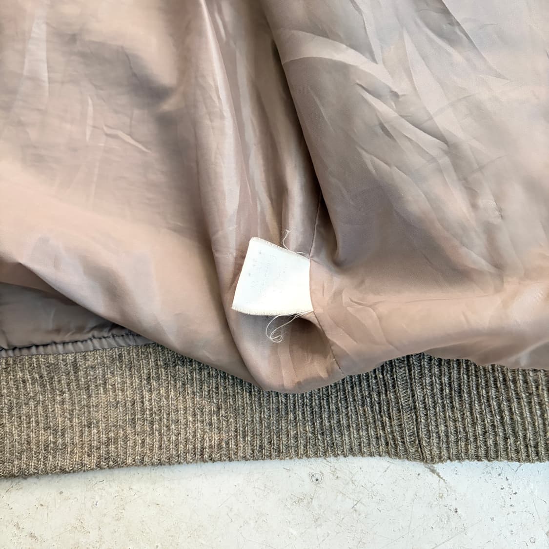 버버리 체크 울 니트 봄버자켓 L 상품이미지8