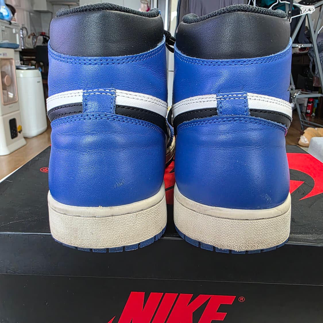 나이키 조던1하이 게임로얄 285사이즈 상품이미지3