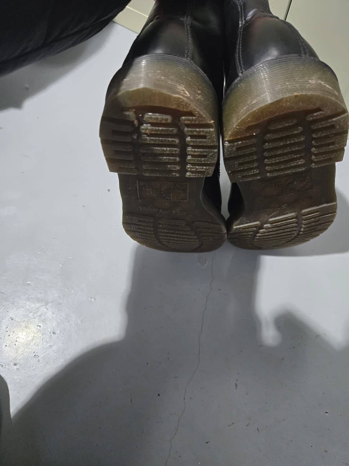 닥터마틴 1460 8홀 부츠 상품이미지4