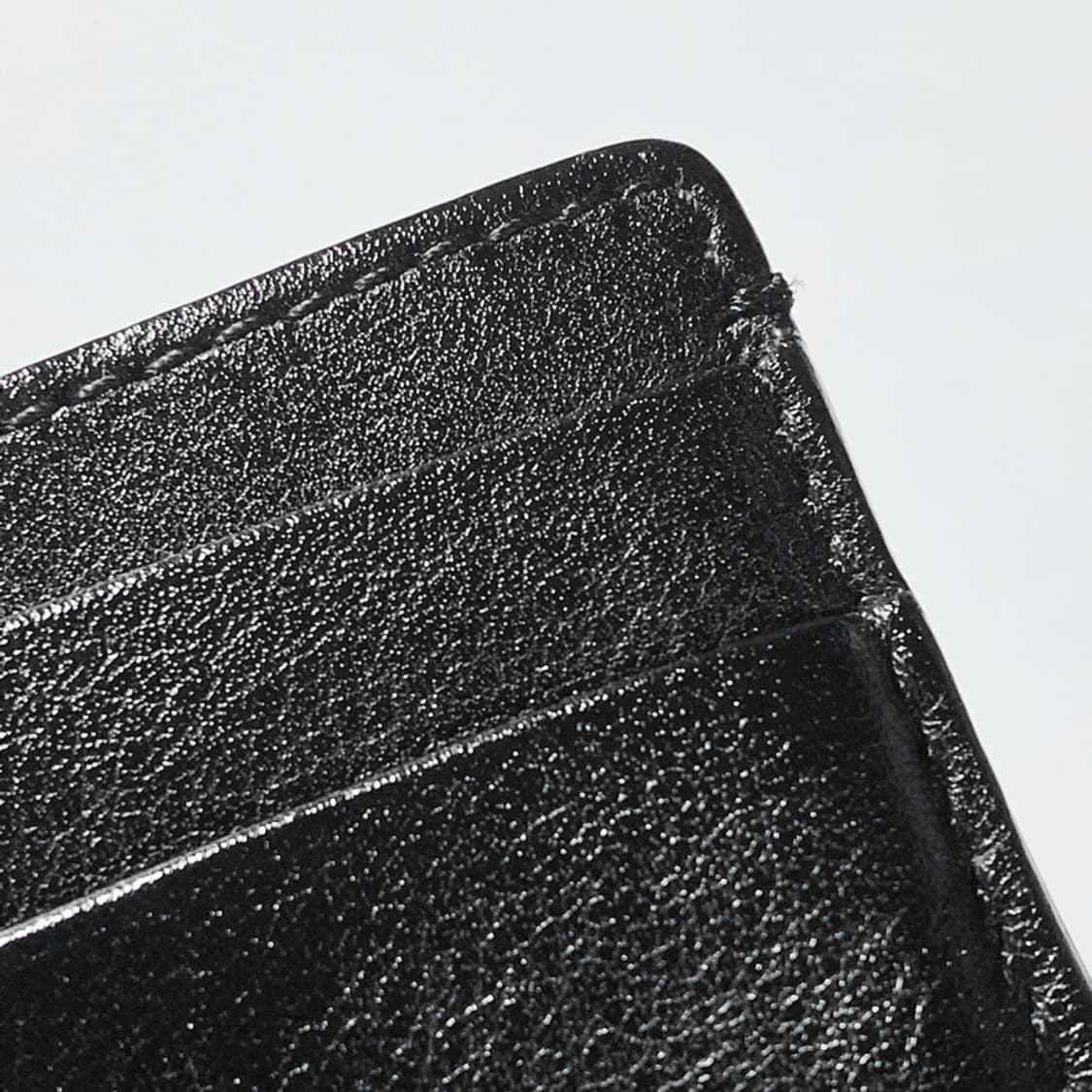 [정품] 베르사체 메두사헤드 금장플레이트 램스킨 카드지갑 상품이미지5