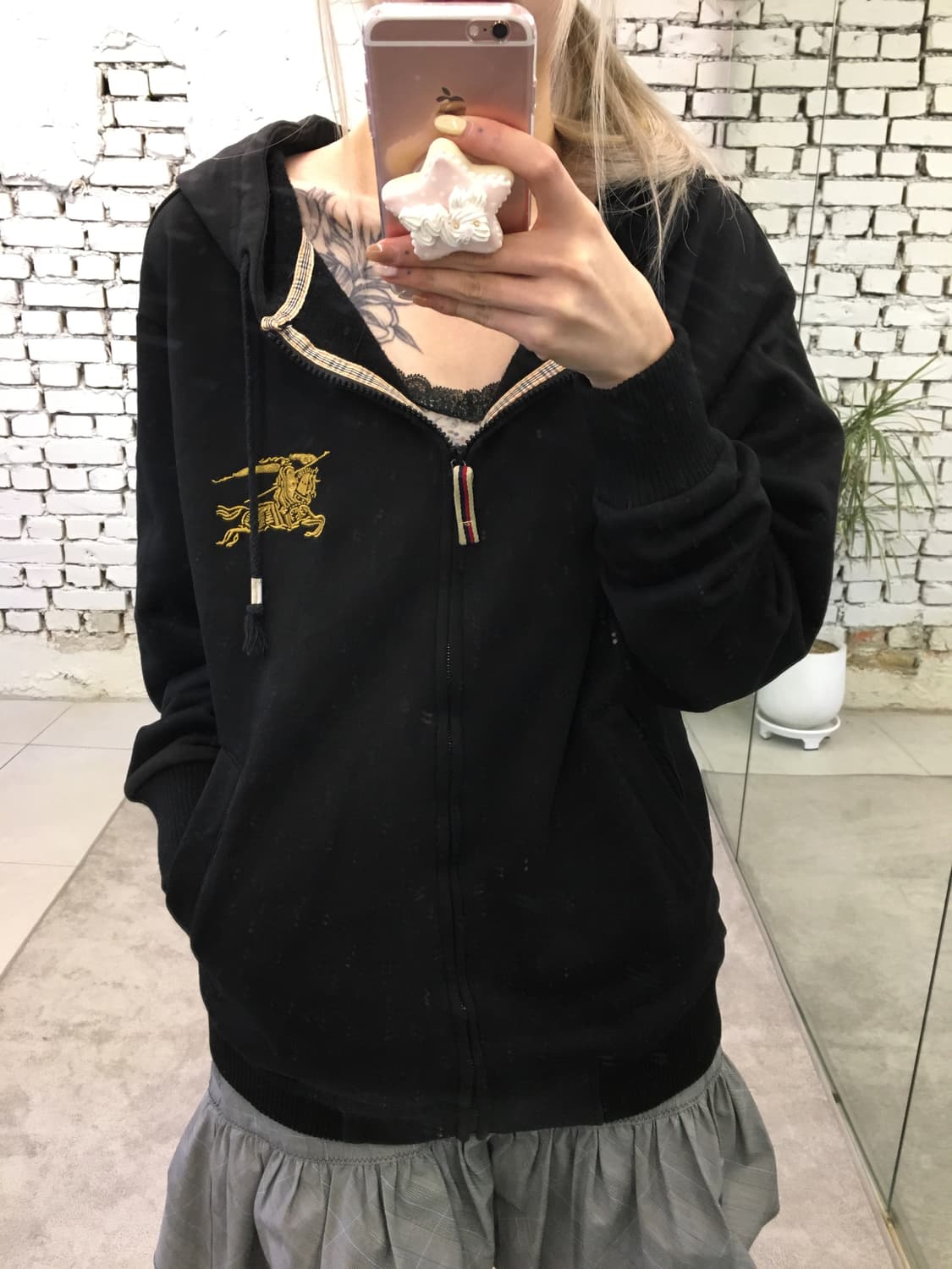 버버리 후드 집업 상품이미지1