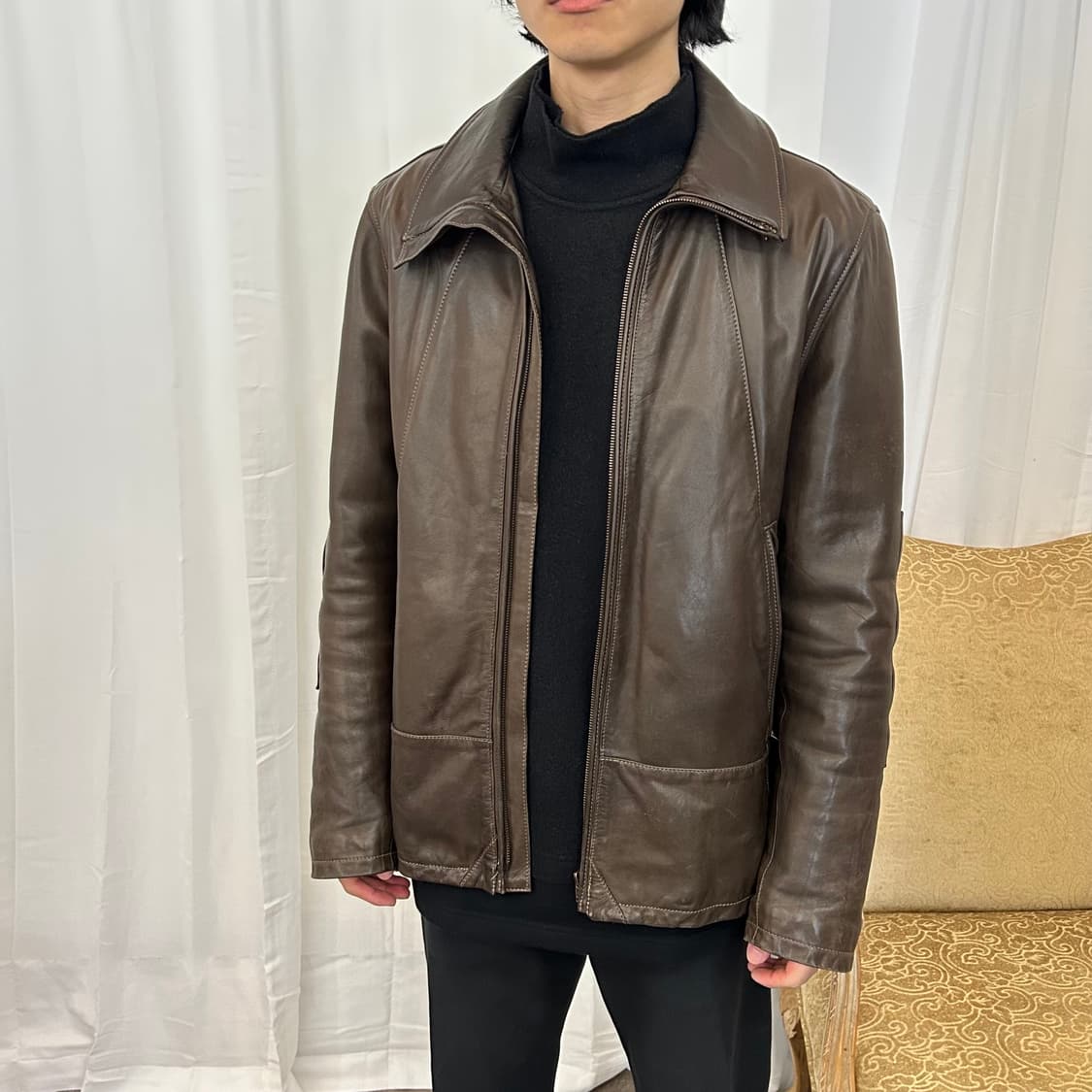 아르마니 진 하이넥 레더 자켓 상품이미지2