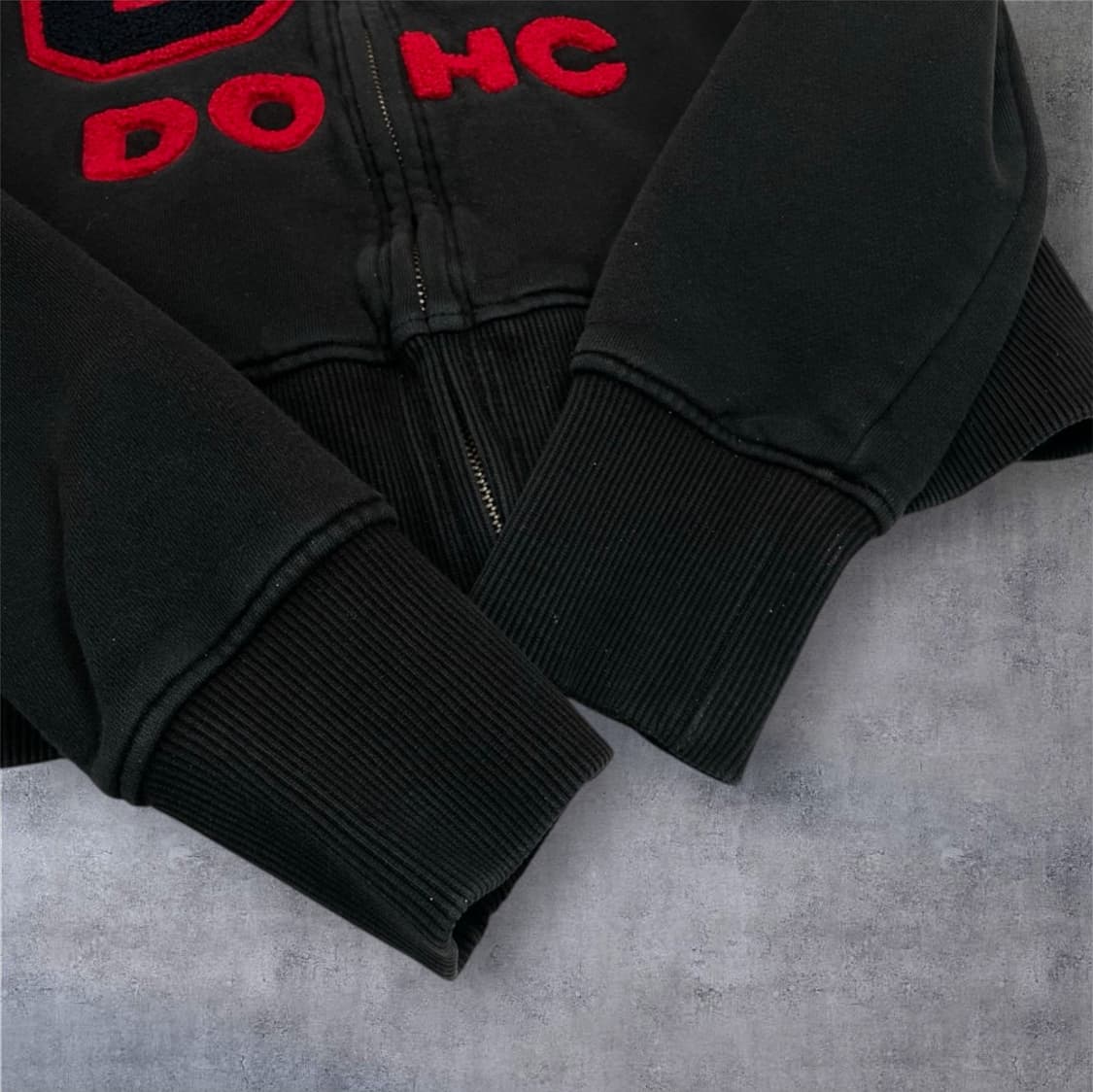 도호 DOHC 블랙 로고 크롭 후드 집업 S 상품이미지6