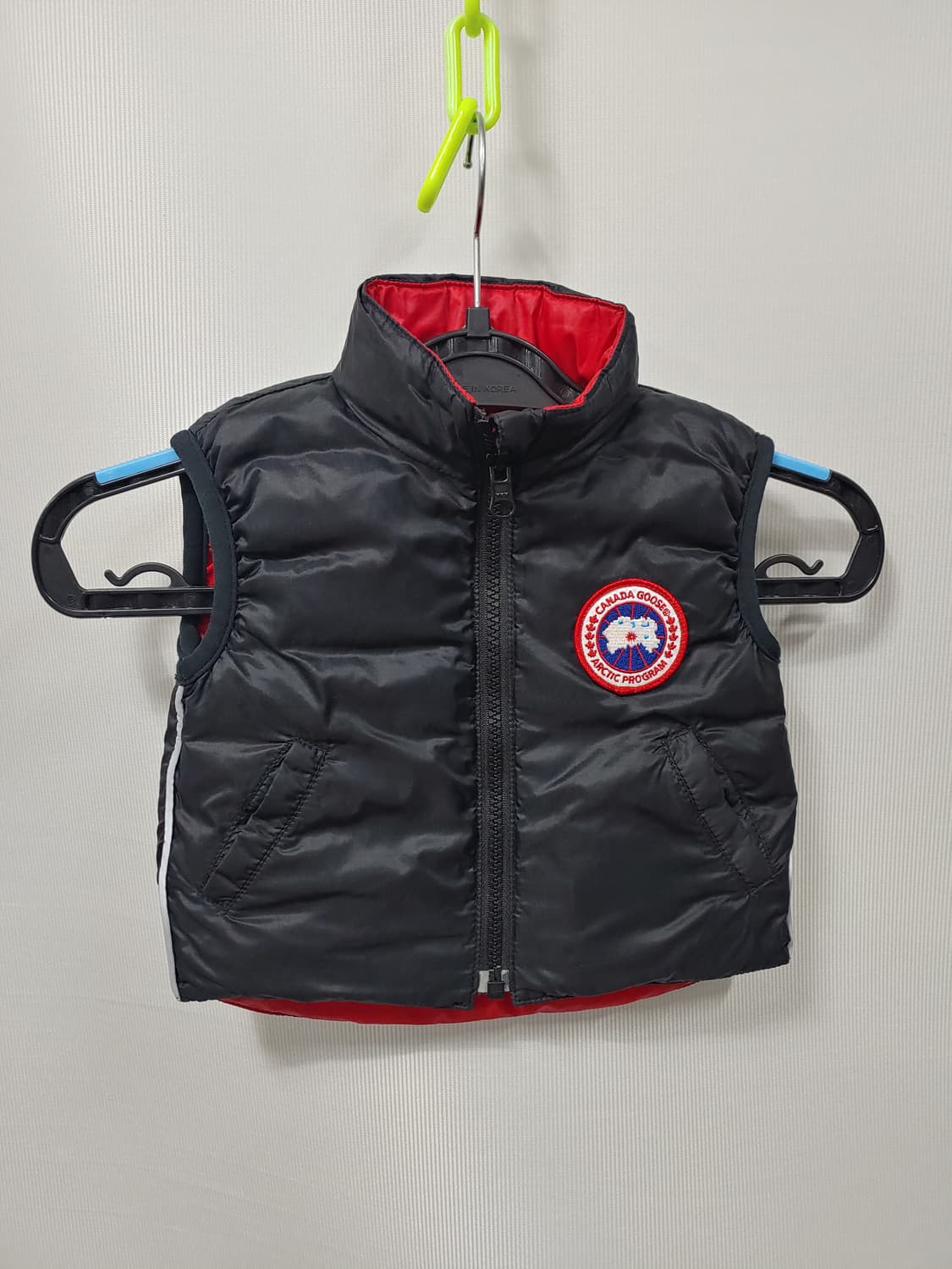 캐나다구스 영아 리버시블 패딩 조끼 상품이미지3